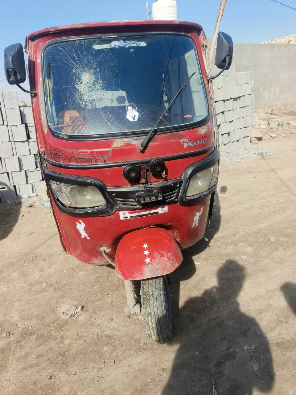 سلام عليكم تكتك تي في اس تكتك نضيفه خير من الله ما عوزه شي مكينه تخبل المكان كوت *********** سعر 3 500 وبيه مجال
