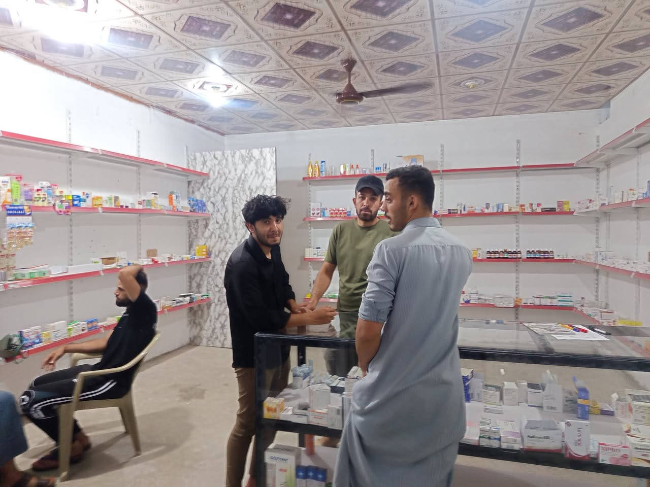 السلام عليكم 

دعم المشاريع الصغيره 

تم بحمد الله افتتاح محل حجام للعلاج الصداع و الرعف النفي وبعض الم الجسد 

باداره جمال رياض جمال الصمت لغتي 

الموقع شميط محلات محمد العبدالله العبيد (فيلص) 

اتصل وتدلل ‏‪***********‬‏
