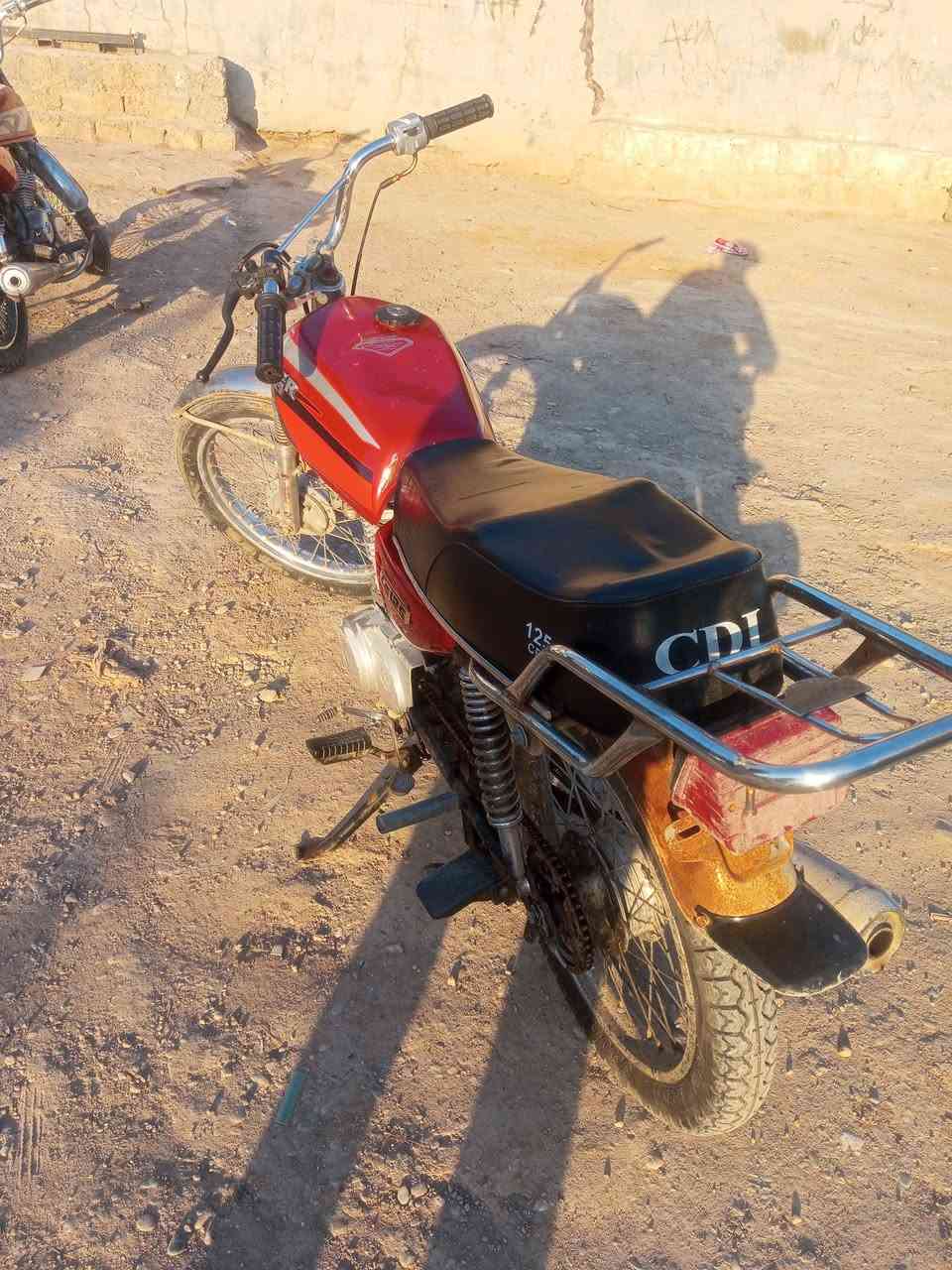 اسلامو عليكم شباب عدي هذه المطور  لل بيع والله لو ممتوزي فله ابيعو    مطور مكينه 2020لل بيع   مكاني موصل غوسيات  السعر 280.وبي مجال بصيط.  تحياتي


**إذا كنت صاحب هذا الإعلان وتريد حذفه لأي سبب، رجاءا أرسل رسالة إلى الدعم الفني**