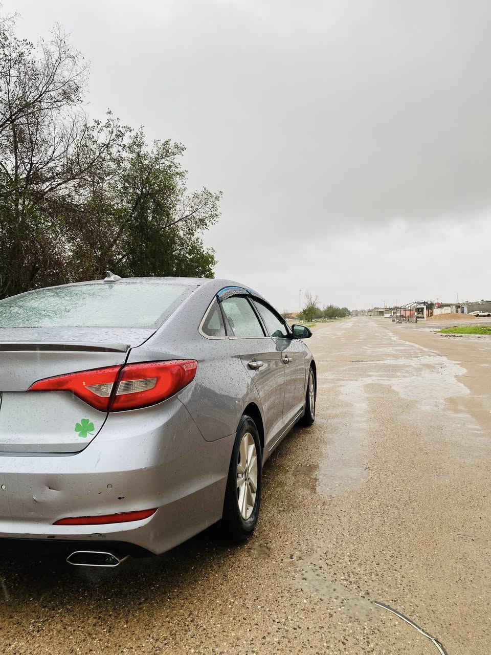 السلام عليكم ورحمة الله وبركاته اخوان سيارة سوناتا موديل 2016 وارد امريكي حادثها بنيد مبدل ودحچة بالصندوق خفيفة بدون دواخل مداكر ثنين الكدام صبغ والباقي كفالة كير ومكينة وحدادية وكهربائيات وتخم تاير كلهن جديدات رقم بصرة حرة تحويل ثاني يوم لون رصاصي وسيارة جديدة بمعنى الكلمة عنوان السيارة بصرة 
للاستفسار اكثر الاتصال :***********
السعر117 وبيها مجال سنويه الغاية2029
