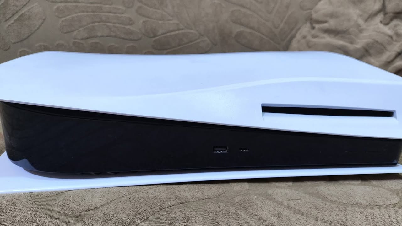 إعادة نشر
Ps5 كامل الملحقات 
من الكيبلات الأصلية و الكارتونة الخاصة بالجهاز 
الجهاز غير مفتوح مع جويستكين اصليات 
مع أقراص كما موضح بالصور 
الجهاز كامل مع قرص uncharted هدية مع جويستكين 
السعر 540 قابل للتفاوض
 الجهاز كامل مع جميع الأقراص مع جويستكين 
مع العلم أحد الجويستكات فيه درفت خفيف ما يأثر 
الموقع:ذي قار-الشطرة
الرقم للتواصل:***********
و متوفر توصيل
