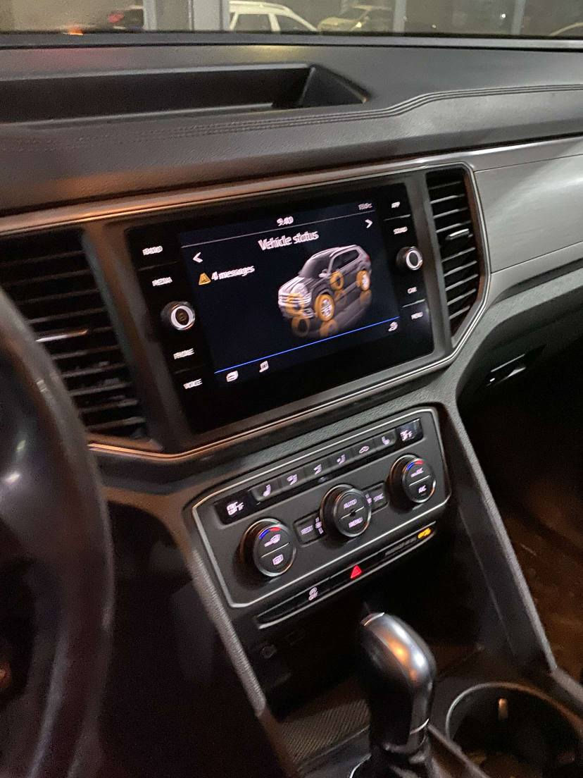 اطلس 2019  للبيع 
مواصفات Se
سياره جديده كير و محرك شرط 
ماشية 75 الف
سياره بيها قطعتين صبغ بدون ايرباك بدون دواخل 
فول مواصفات متصل بس بدون بانوراما 
السعر 168 ومجال و عليها غرامات 14 ورقه ينزل من السعر 
للاستفسار *********** واتساب 
مكان السيارة دهوك دهوك, العراق
