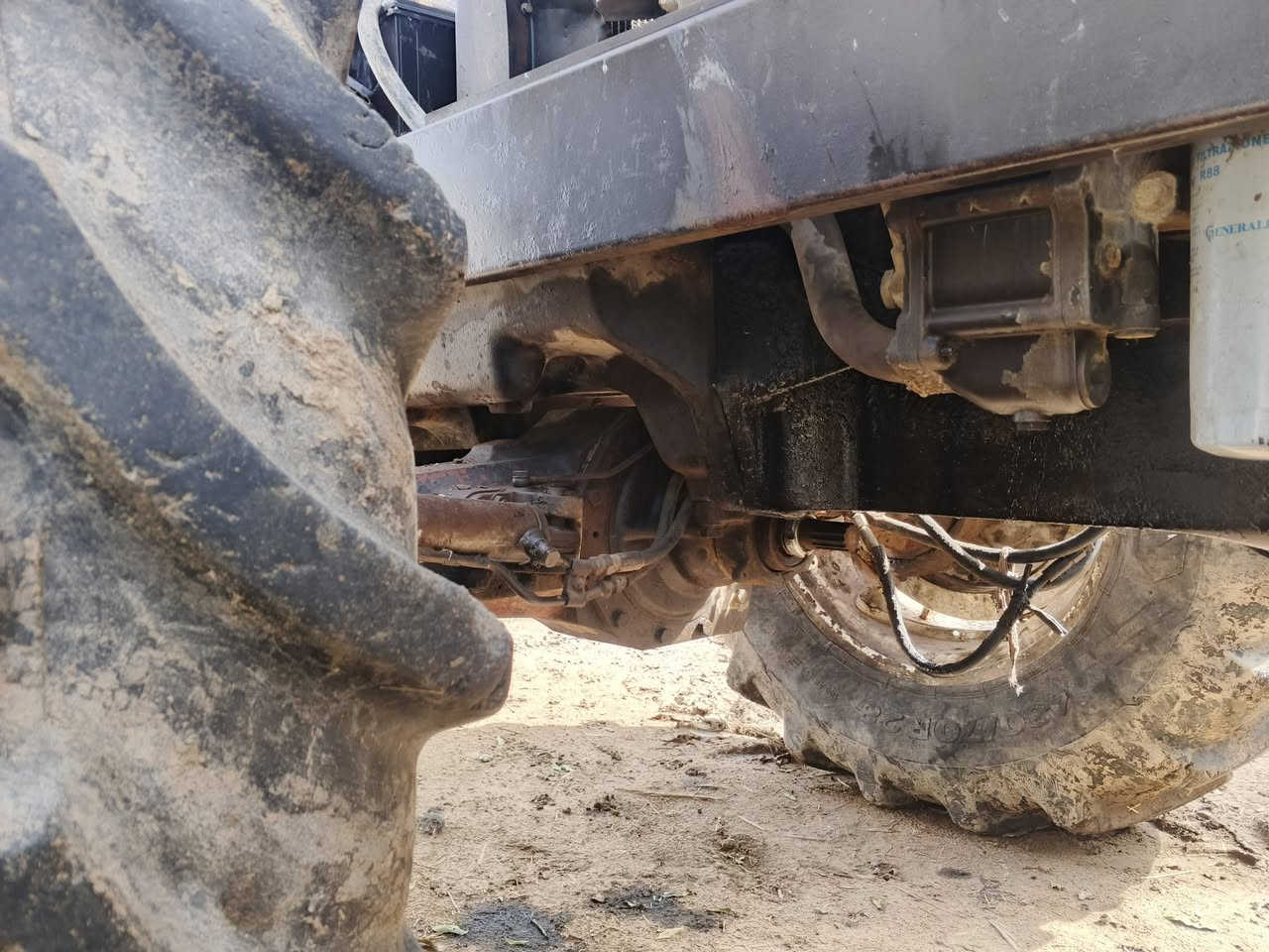 سلام عليكم مكينه فيات 160/90
تكمه عريض اكسن بارز ابو حنيه مكينه جاهزه لعمل 
محرك مفتو مجفت تجفيت درجه اول شرط فحص تخم تاير 
مرقم واسط رقم انكليزي بيه كبون كاز سعر 45وبيه مجال شراي 
***********
***********
