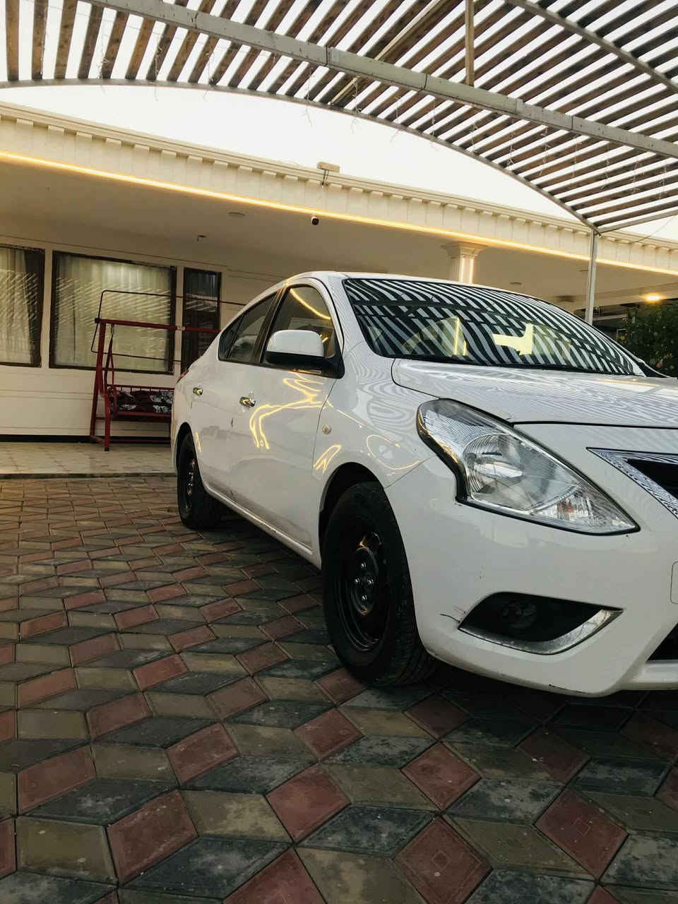 سني 2021 سليمانيه تريد تحويل تريد وكاله
بيها نص جاملغ امامي صبغ 

ونطخت بجاملغ خلف سائق 
تخم تاير جديد صدر جديد 

اريدها 110بيها مجال بسيط

***********
