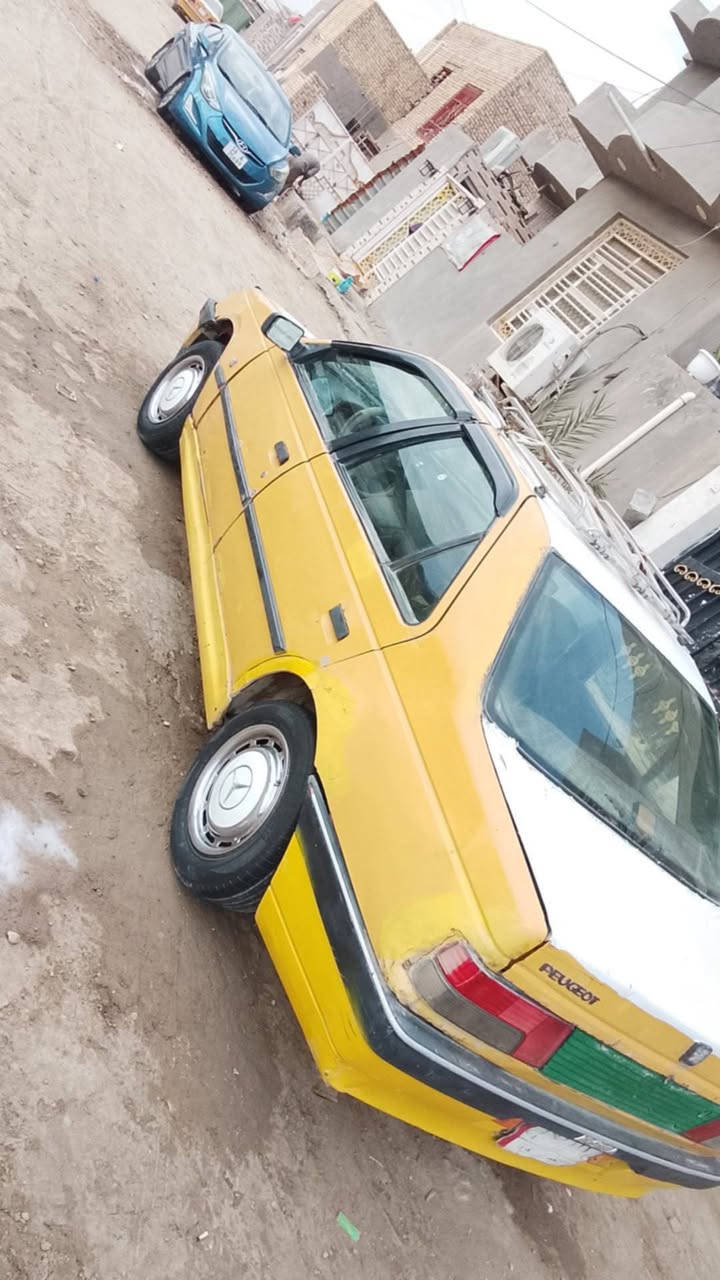 السلام عليكم بيجو روه رقم نجف لماني راعيه موجود وعندي رقم راعيه سياره مكينه عل سحك مكان سياره دوانيه سعر ( 15) وبيه مجال *********** وبي واتساب
