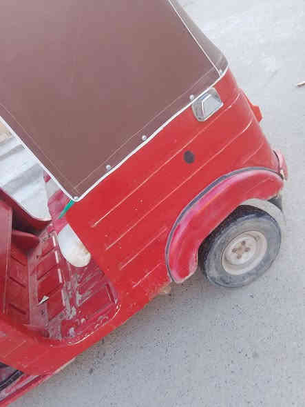 سلام عليكم تكتك للبيع موديل 18 شهر 12المحرك خير من اللة مكفولة كشر نضيف كدامك رقم وسنوية تحويل مباشر السعر ٤مليون و700وبيهة مجال حك الجية المكان الكمالية رقم ***********
