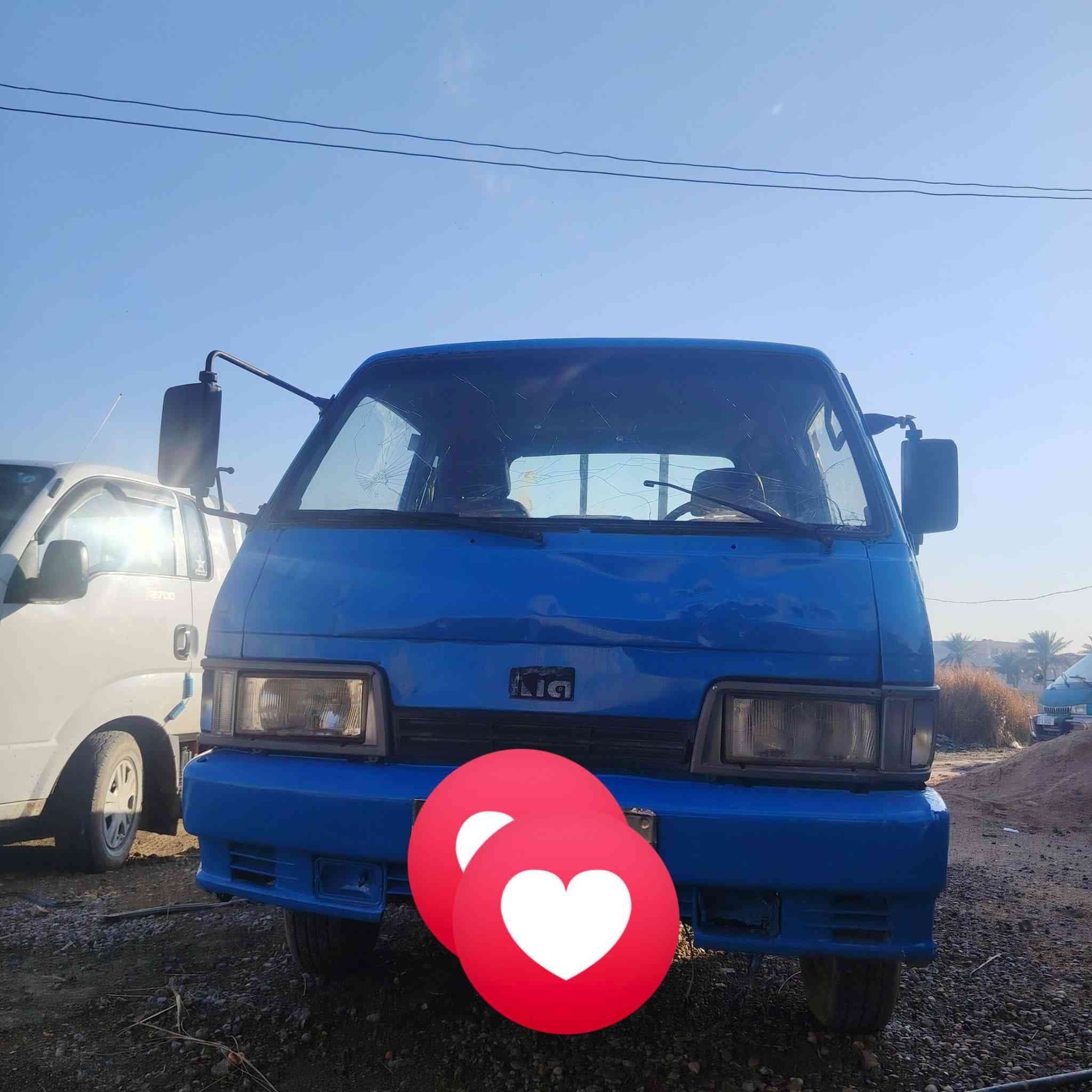 الو السلام عليكم كيه حمل مديل 93 رقم صلاح الدين سنويه مجدده الى27 مكينه وكير واكسن وشواصي مكفوله مداور ثاني يوم السعر ٣٥ وبيه مجال حق الجيه ***********
