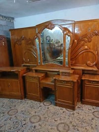 غرفه صاج خارج داخل حطاطه ست ابواب نظيفه جدا سعرهه ٦٥٠ للتواصل ٠٧٧١٤٢٨٣...