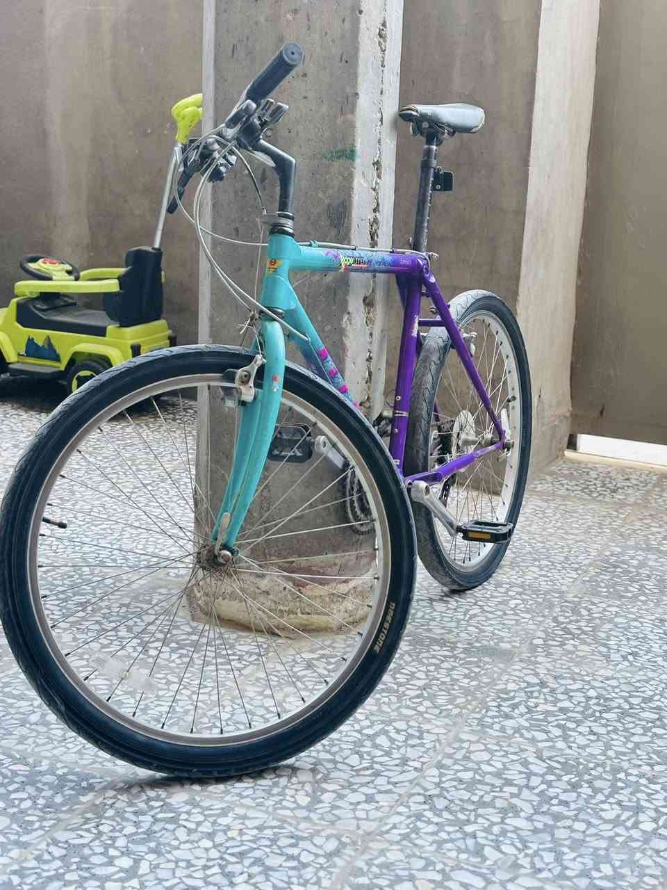 بايسكل كنت حصان قطعه نادره  وزن خفيف معدن المنيوم كل غراضه اصليه تخم شيمانو بالكامل وكلشي شغال لون مميز وياله كمبنيون لشه عاليه قياس اكس لارج 
رايده ب130 بي مجال بسيط 
مكاني الامين


**إذا كنت صاحب هذا الإعلان وتريد حذفه لأي سبب، رجاءا أرسل رسالة إلى الدعم الفني**