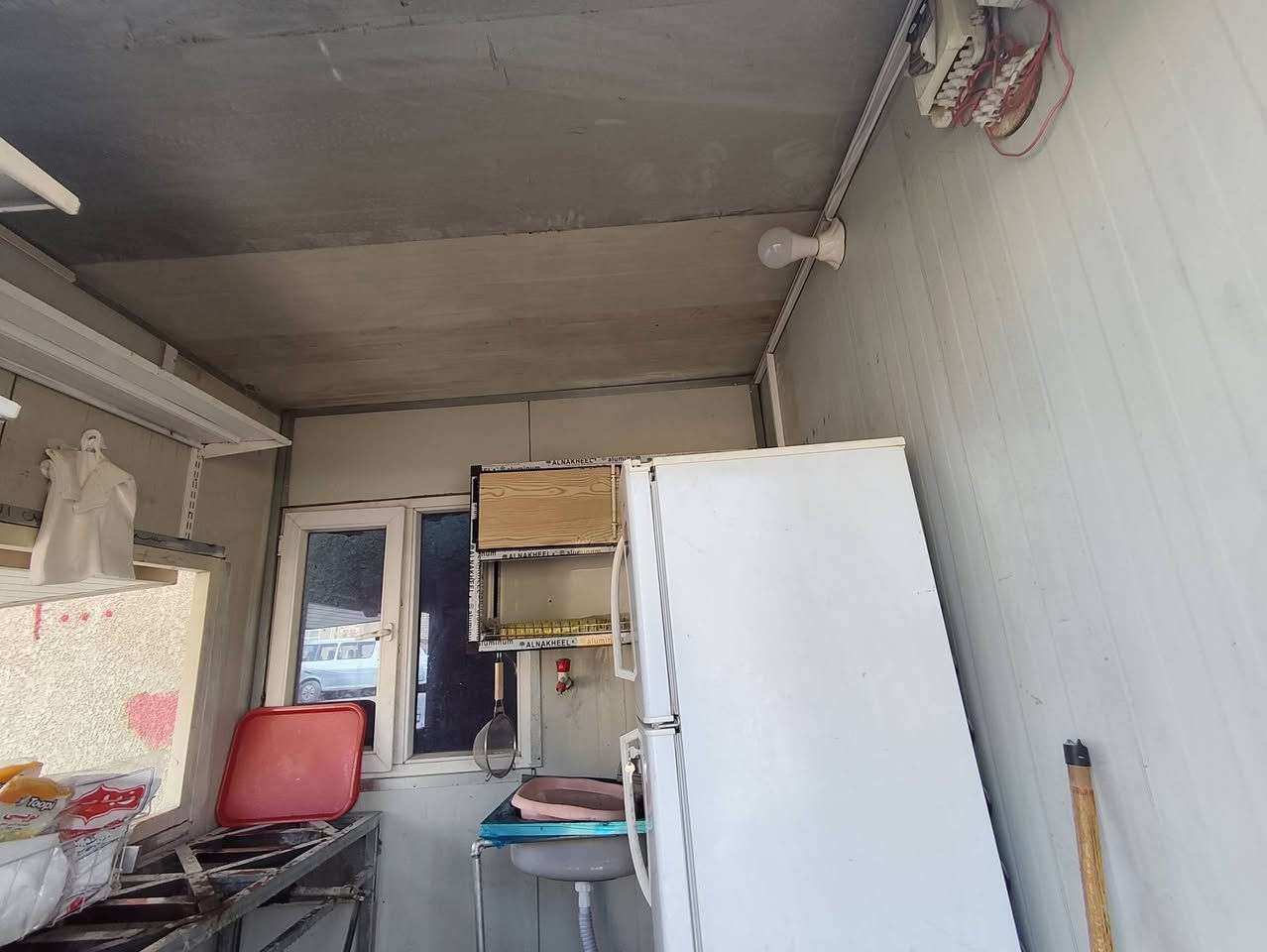 كرفان ٢ في ٢ مطعم متكامل مال ريوكات وفلافل وهمبركر كامل مكمل بس تسوك مخضر وفتح كلفني هواي رايده بسعر ٧٥٠ وبي مجال الطباخات  ٢ كبار وهيتر حمي وصواني وابلام مقبلات ماعدى الثلاجة نباعت
و مواعين وسنك ويا تانكي مي وكهرباء كاملة بس اربطها  مكاني بغداد بوب الشام الي شراي اتساهل ويا
لان اريد أبيعه عندي ضرف


**إذا كنت صاحب هذا الإعلان وتريد حذفه لأي سبب، رجاءا أرسل رسالة إلى الدعم الفني**