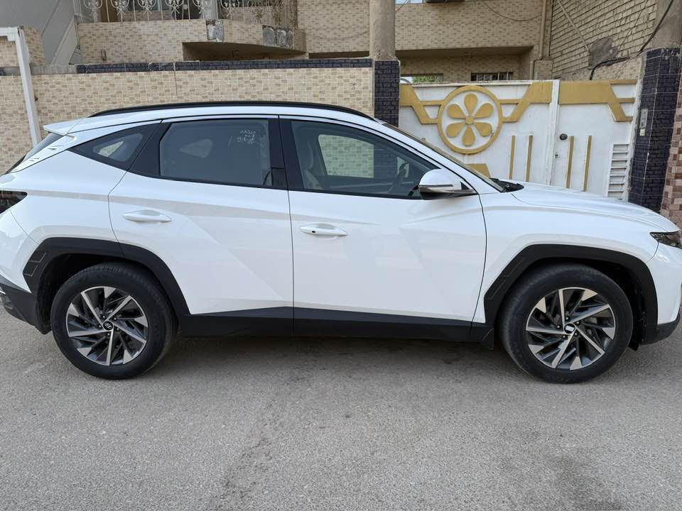 توسان موديل 2024  رقم اربيل 
السياره كفاله عامه 

بصمه 
مكينه 2000
تشغيل عن بعد 
كراسي كهرباء 
اريل نفكيشن
بردات خلفي 
كيجات ديجيتال 
حساس امامي خلفي 
كامره ، شاشه

السعر  215$ قفل 

اتصال 
***********
النجف الاشرف
