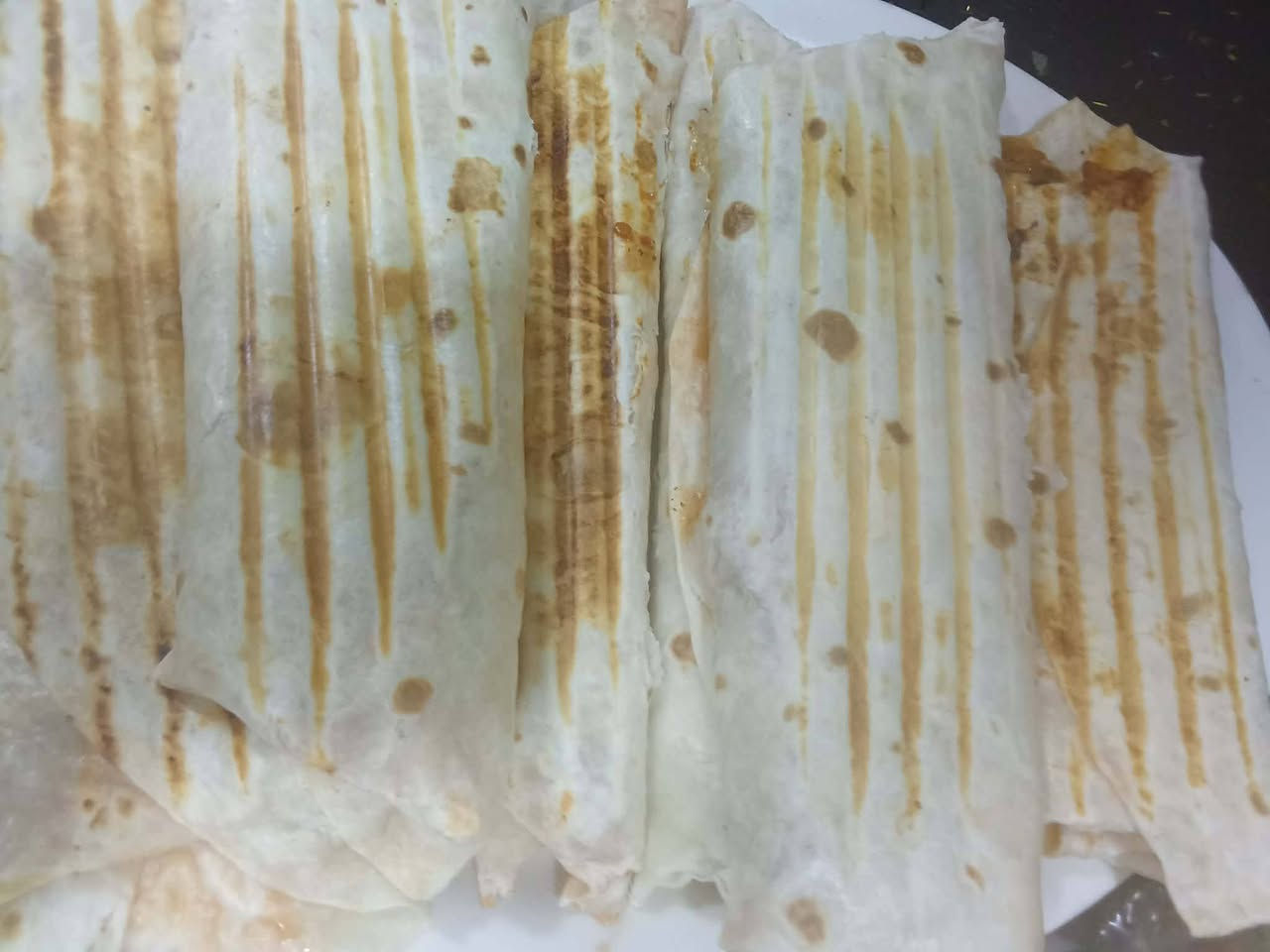 سلام عليكم 
بعد انقطاع الكابسه الصاج كهربائيه الاصليه توفرت 
التفاصيل :-
كابسة صاج الاصليه الداخل كرانيت زيتي حجم كبير
تشغيل منفصل عند الاستواء يفصل تلقائيا.  وذلك لمعرفه استواء الصاج فولطيه عاليه جدا نوعيه درجة اولى ع شرط....
تجارب زبائنا

السعر  ٣٠ الف

@إشارة 
#زورونا ونورونا
#العنوان الديوانية قضاء البدير شارع السايدين مقابل الصوره مجاور نعمان للاعشاب 
#متوفر توصيل كافه المحافضات ...


**إذا كنت صاحب هذا الإعلان وتريد حذفه لأي سبب، رجاءا أرسل رسالة إلى الدعم الفني**