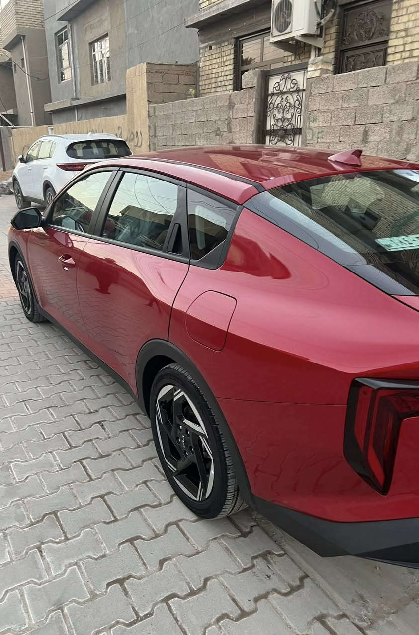 سلام عليكم 2025 كيا K4 وارد أمريكي فئةسياره EX.                                         الموصفات .1بصمه2شاشه كبيره3 شحن لاسلكي 4تحديد مسار 5قياده ذاتيه6سايد ابريك دكمه 7نقطه عمياء8 لد امامي خلفي وبعد بيها هواي مواصفات.                                                      السياره لبيل واحد مبدل بيها بس دعاميه والبنيد بي شويه بارد والجاملق الايسر بي بارد قليل  . التفاصيل اتصل عل رقم  *********** بي وات ساب
