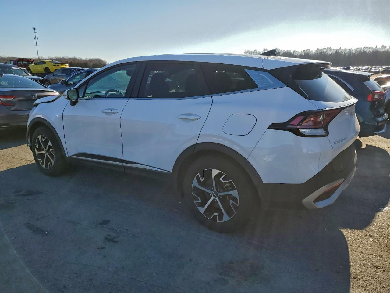 #أعـــلان_مــــــــــزاد #مكتب_بوابة_دبي
سعر نقل مخفض الى جميع الموانئ
ـ نوع السيارة : 2024 KIA SPORTAGE EX
ـ تاريخ المزايدة : 29/1/2026 الساعة 6:00 مساء 
ـ السعر : حسب تاريخ المزايدة المذكور أعلاه: 250$ دولار 
ـ الضرر والمواصفات : حسب الصور المرفقة
-جميع السيارات الهايبرد الكهرباء معفي
من الكمرك الضريبة والرقم مجاناً
ملاحـــظــة .. السيارات المعروضة داخل الصفحة هي مجرد نماذج بسيطة للمزاد
وللمزيد من المعلومات الحضور الساعة الرابعة عصرا الى مقر الشركة الكائن في:
شارع الحزام الاخضر المدينة المايئة- مقابيل حي العدالة #النجف_الاشرف
المكتب ***********
زيد الطفيلي***********
عبد الله الزاملي***********
للانضمام لكروب الواتساب اضغط ع رابط
https://chat.whatsapp.com/HEg5DTFOYCnFPwSoSvOuuq
2024 KIA SPORTAGE EX
