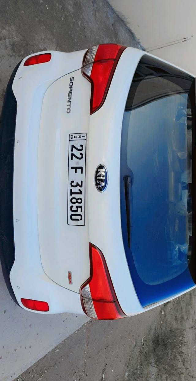 السلام عليكم سورنتو 2014 خليجي نص فول
السيارة كلين ماعده بارد كد شبر باب الصدر 
مكفولة من الفتح والتبديل والصبغ 
محرك GDI ٢٤٠٠ 
تحكمات ستيرن 
بصمة
مرايات كهربائية 
اشارات ترحيب بالبيبان 
مودات قيادة ٣ 
٧ راكب ٣ قطع تبريد 
رقم اربيل ب اسمي سنوية ماساقطة 
عنوان السيارة بغداد الشعلة 
للاستفسار ***********
