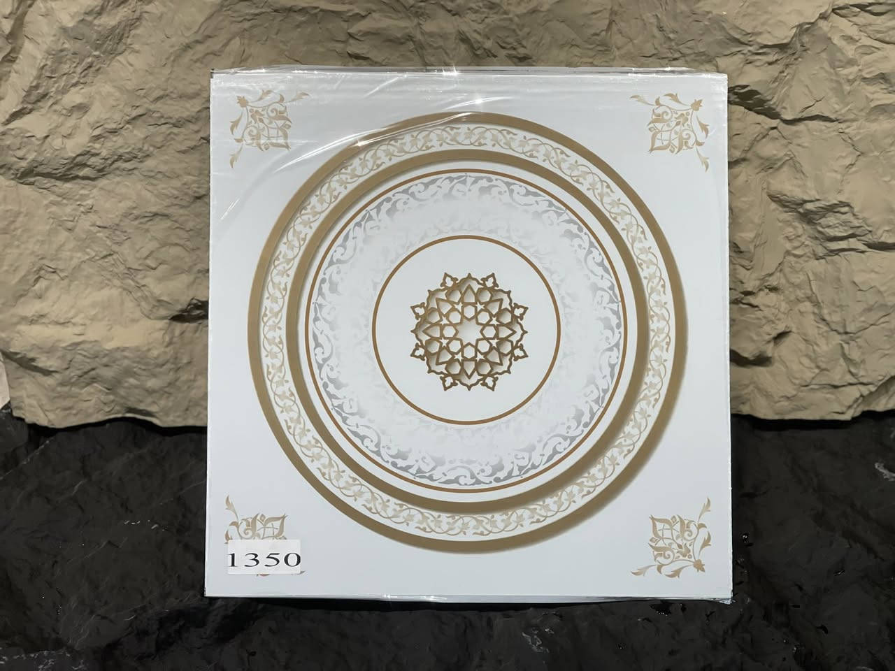 تم بحمدلله وصول بلاستك  ٦٠ في ٦٠ 
البيع جملة وكميات كبيرة فقط 🥊🥊
بابل المسيب حي الموظفين مقابل معمل الحرير 
***********
