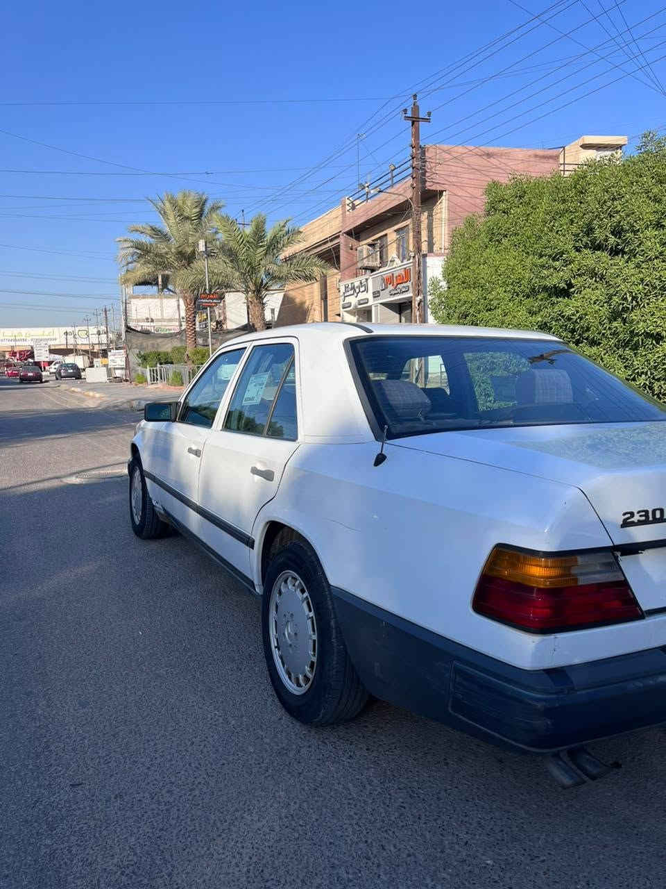 السلام عليكم ‏‏‏.
للبيع فقط …. مارسيدس دب موديل 1987 اللون ابيض صبغهة بلادي شركة عدا مكانات بسيطة بيهة صبغ بسيط وبيهة مكانات بسيطة خياسات سويتهن وبعدني مصابغهن رقم انكليزي مميز سنوية بأسمي مكينة بلادي 4 سلندر لا تبخير لا تنقيص مشدودة قبل 6 اشهر مال حاوية الحجم 230 تبريد ثلج مراوح كهربائية قواعد دبل بلادية شرط الفحص تخم تاير جديد صدر جديد دواخلهة بلادية …. السيارة جاهزة وخير من الله متصرف عليهة اي شي وبالعافية على اليشتريهة  السعر 68 $ ورقة وبيهة مجال بسيط مكاني بغداد الغزالية شارع البداله  …. رقم الهاتف *********** واتساب + اتصال رجاءاً الشراي يتصل غير متواجد على الفيس

