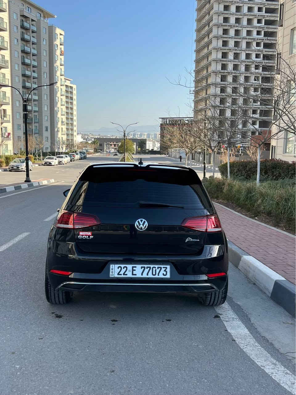 گۆڵف TSIتۆربۆ      ١١٨$ قفل
مۆدێل ٢٠١٩
چەمەلەخ و بۆنیت بۆیاخە 
گێرو مەکینە بەشەرت بێ عەیبە و نەکراوەتەوە
سەنەوی و فەحس و هەزەی تازەیە 
سەیارەکە زۆر پاکە 
تەقەو ڕەقەش بەشەرت 
بەناوی خۆمەوەیە تەحویل و غرامە بەشەرت
*********** السليمانية, العراق
