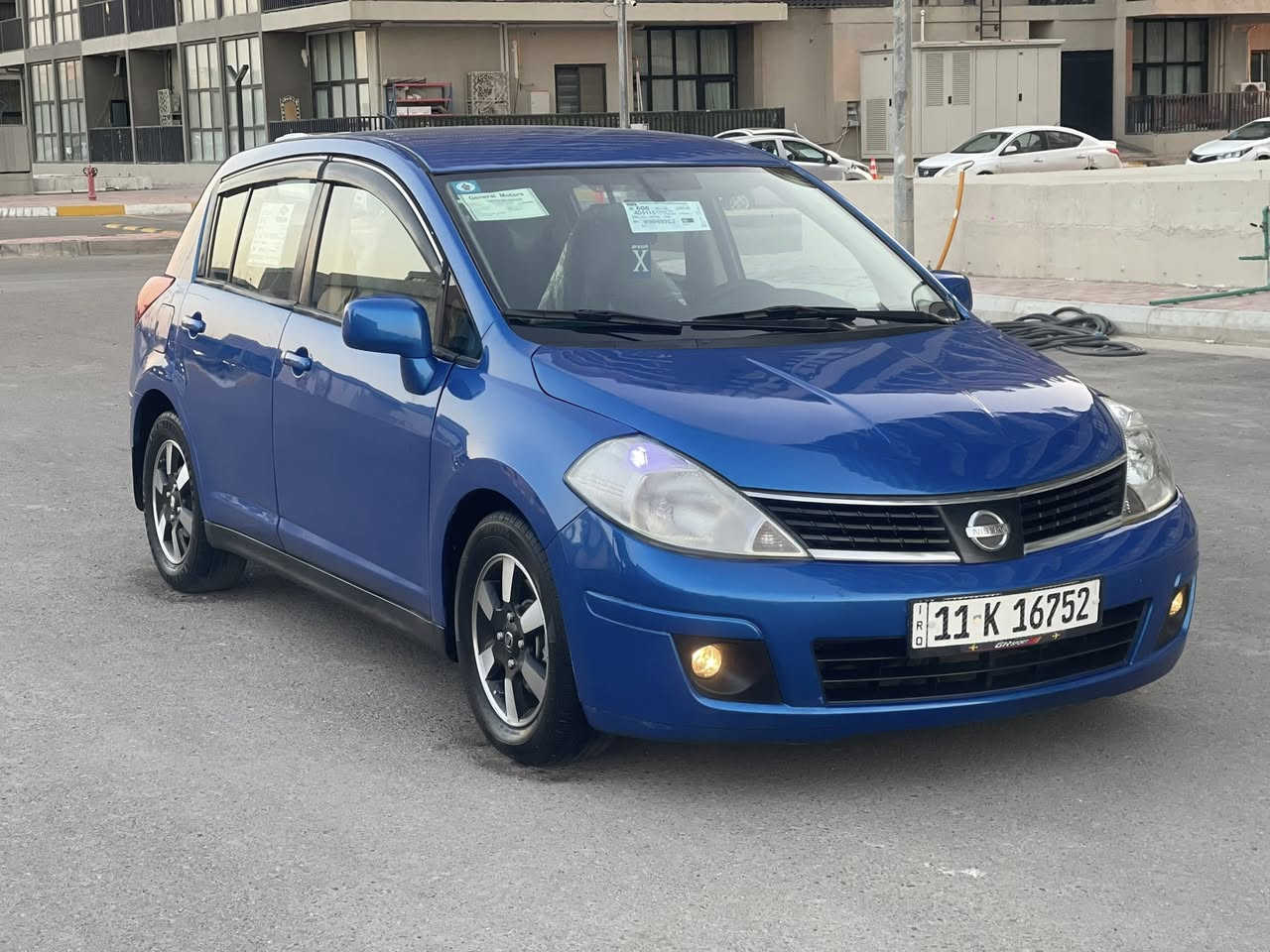 السلام عليكم للبيع نيسان فيرسا موديل 2008 رقم بغداد الجديد سنويه بسمي 
كير اوتماتيك جام كهرباء صبغ جماليه بدون حادث رش فقط بسبب الجراد
السياره جاهزه بدون اي نقص
السعر 68$ورقه وبيهه مجال بسيط حك جيه
مكان السياره بغداد ظباط حي الجهاد
للاتصال ***********
