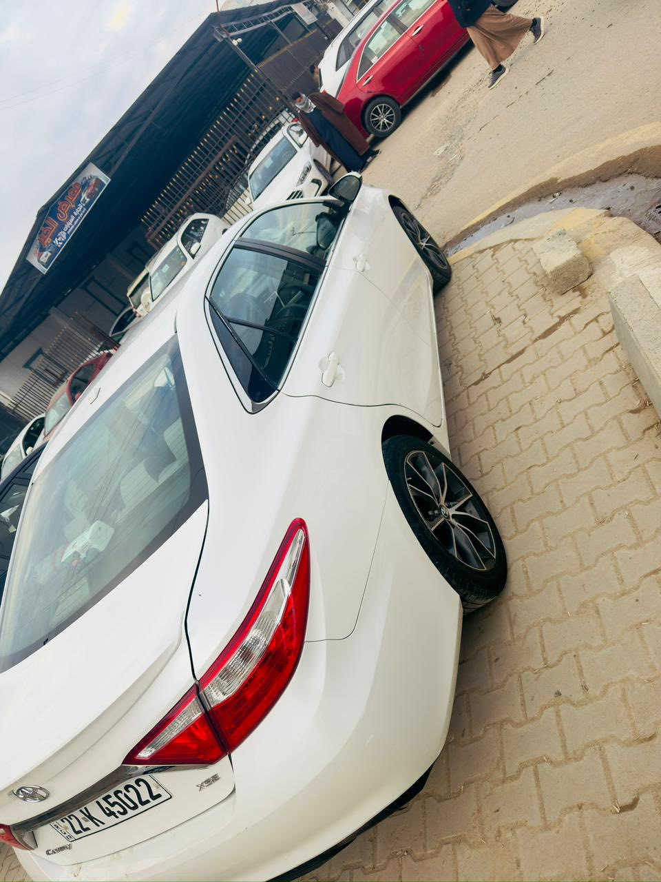 السلام عليكم
#..للبيع 
كامري 2017 صدفي ضرر بونيد 
وبيها مكانين بارد قليل ماشيه 163 
Xse بدون فتحه وبصمه 
شاشه جبيرة تدفئه كشنات تبريد قطعتين داخل مخمل لونين شاحن لاسلكلي كراسي 2 كهرباء 
السعر …..163 وبيها مجال قليل 
للاستفسار ***********
