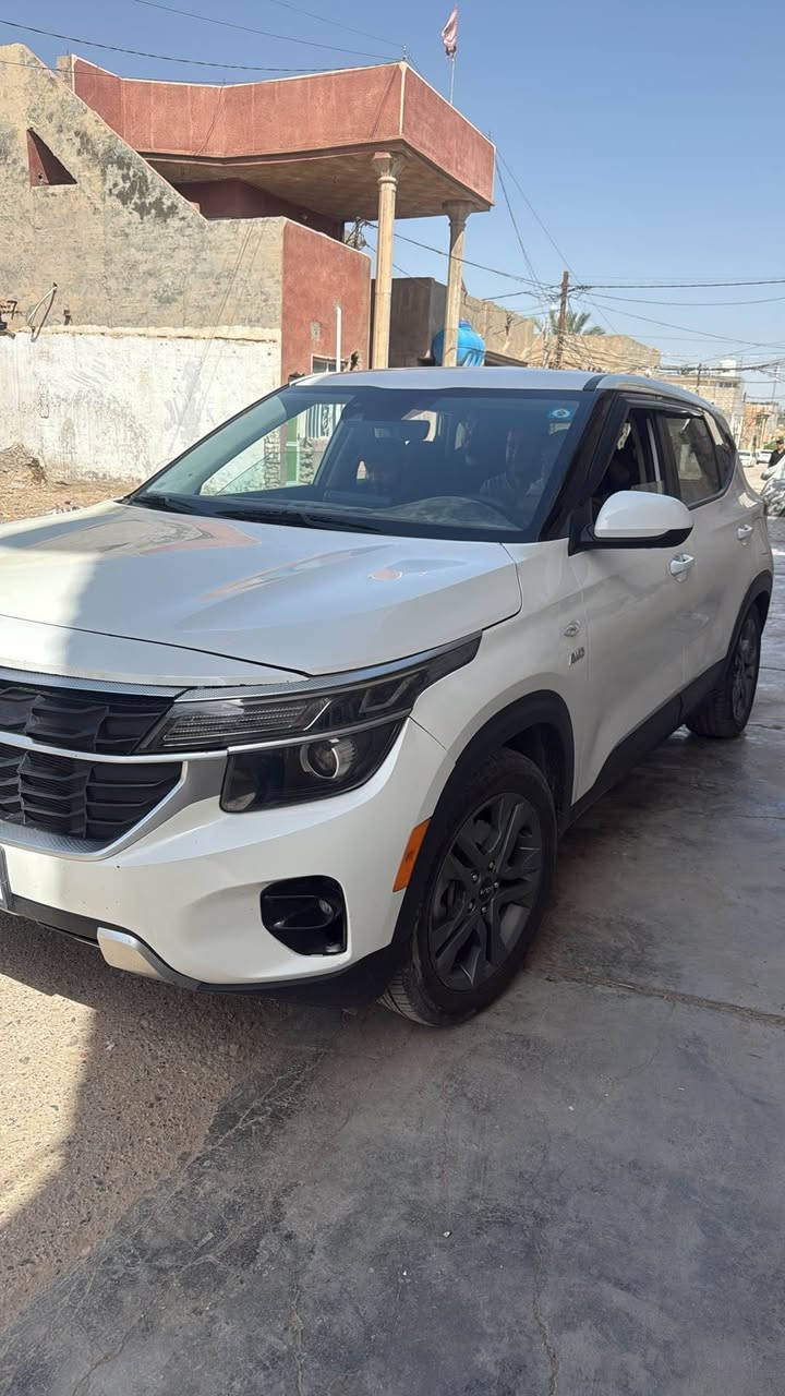 اراوس بسياره 6سلندر اذا اكو مواصفات سيارتي 
مكينه 2000 دوش السياره جاهزه المقدادية, ديالى


**إذا كنت صاحب هذا الإعلان وتريد حذفه لأي سبب، رجاءا أرسل رسالة إلى الدعم الفني**