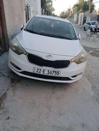 سياره سيراتو خليجيه موديل 14فول مواصفات ما عده بصمه مري شفط اشاير بل م...