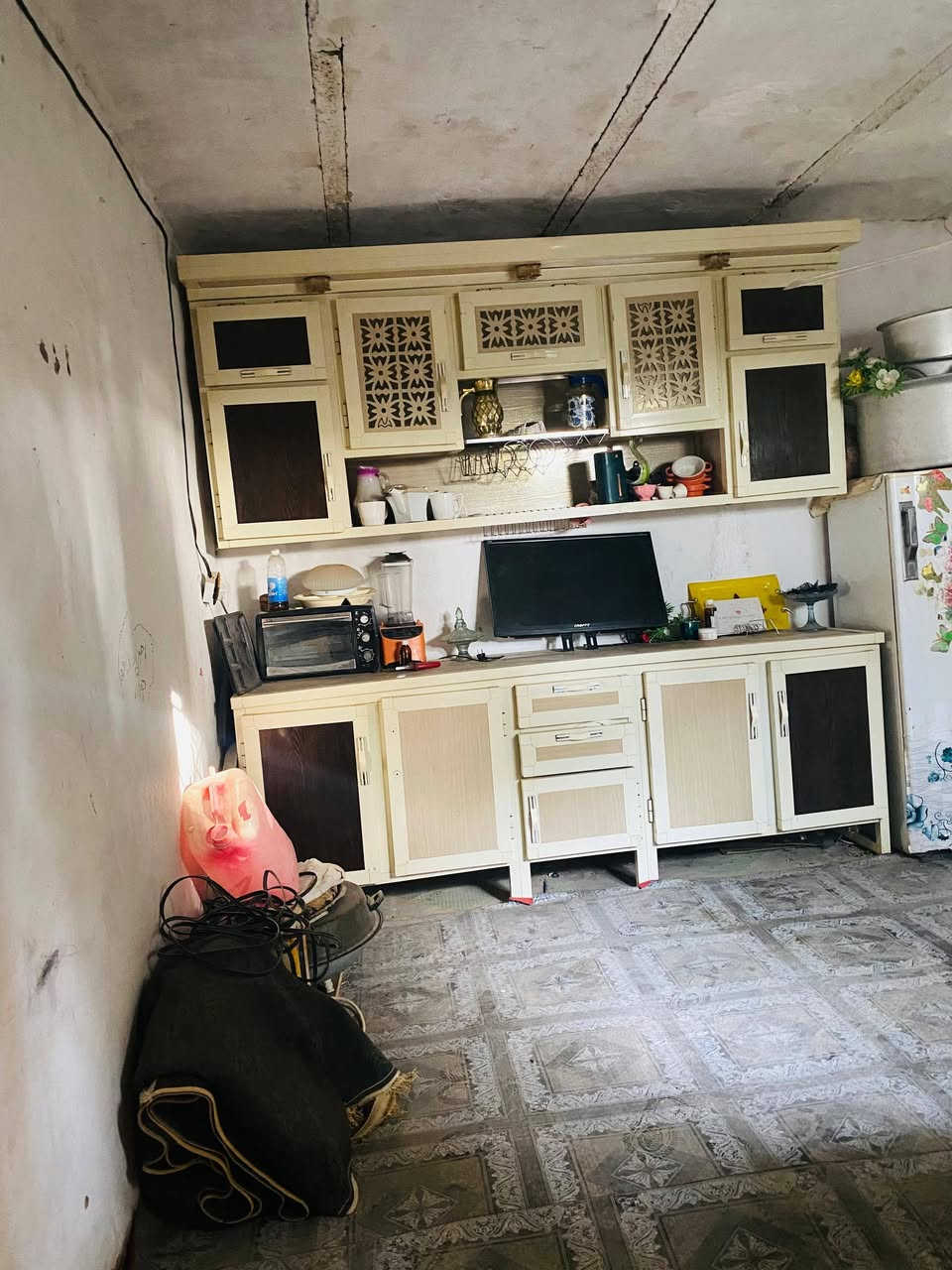 اعلان 
بيت طابو زراعي للبيع مساحه 450 متر 
ناحيه الحريه نهاية حي البشائر 
غرفه 
صاله 
مطبخ 
السعر خاص 
*********** واتساب متواجد
