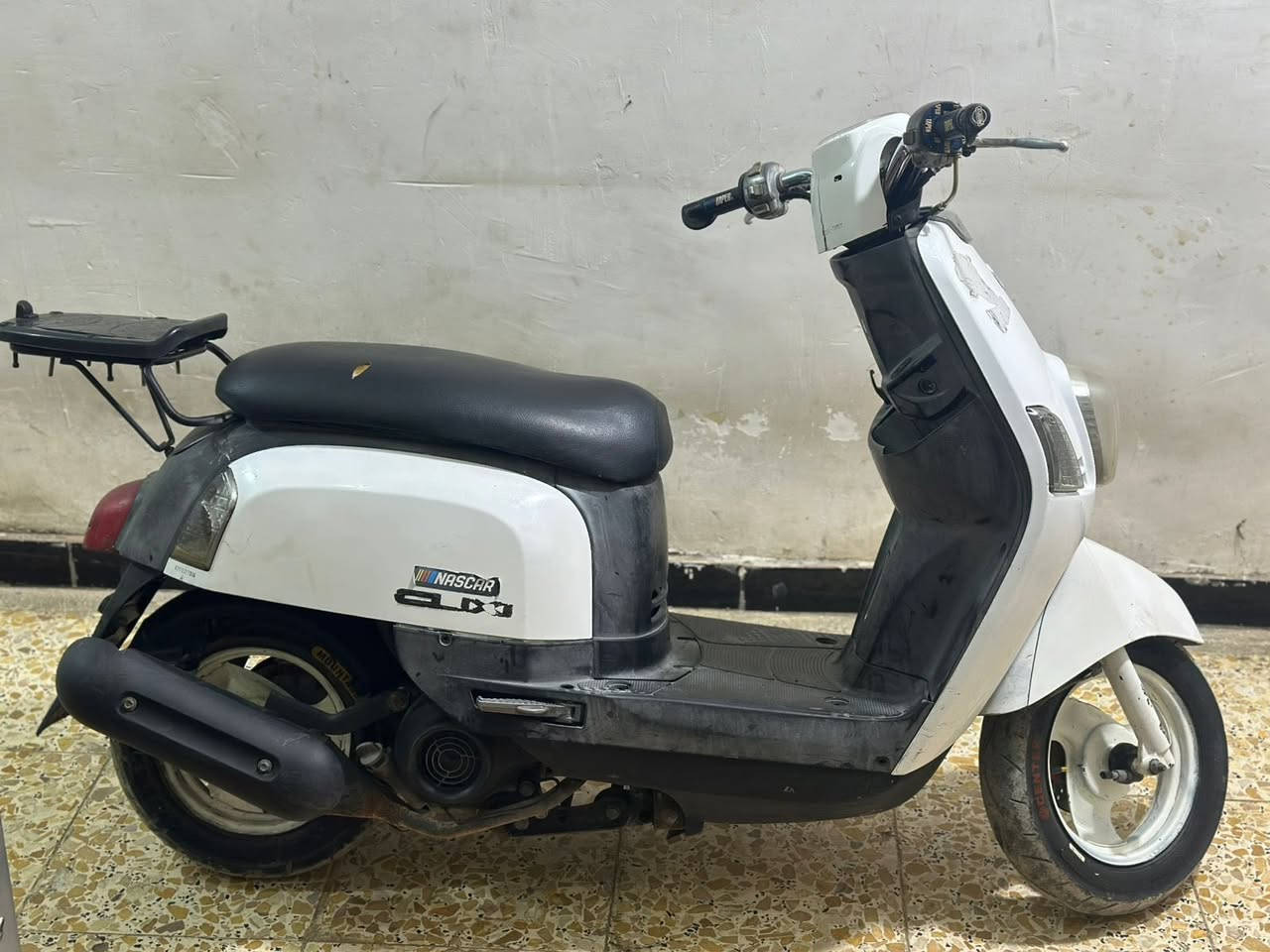 بوليس كابريتر جديد مال رمبه ب 55 الف شديته سعرها قفللل 450 مدينه ***********
