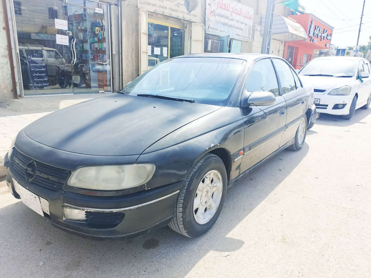 اوبل اوميكا بزون 95 للبيع مكينة وكير ونجي 6 سلندر جاهزات رقمها كربلاء سنوية لل29 تريد وكالة او تحويل سعرها 32 هاتف, ***********
