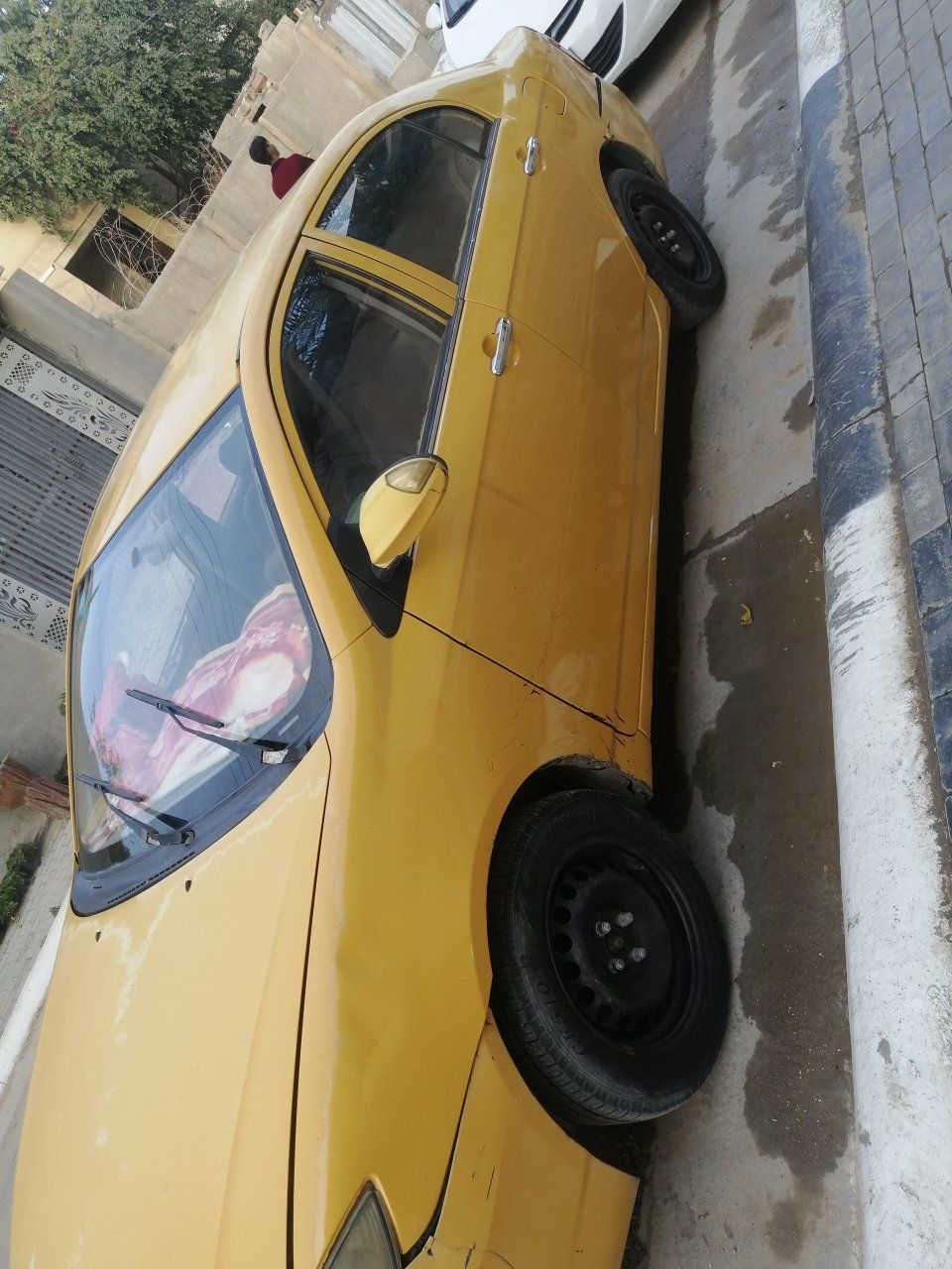 ليفان620 كير ومكينه كورلا اوتو بحالة جيدة  بيها معجون اثر طخه وتصليح خياس بالدوسه دعاميه تعبانه تحتاج ترتيب حداديه50%  رقم وسنويه جدد مصفره تحويل ثاني يوم للتواصل رقم راعيها ***********
