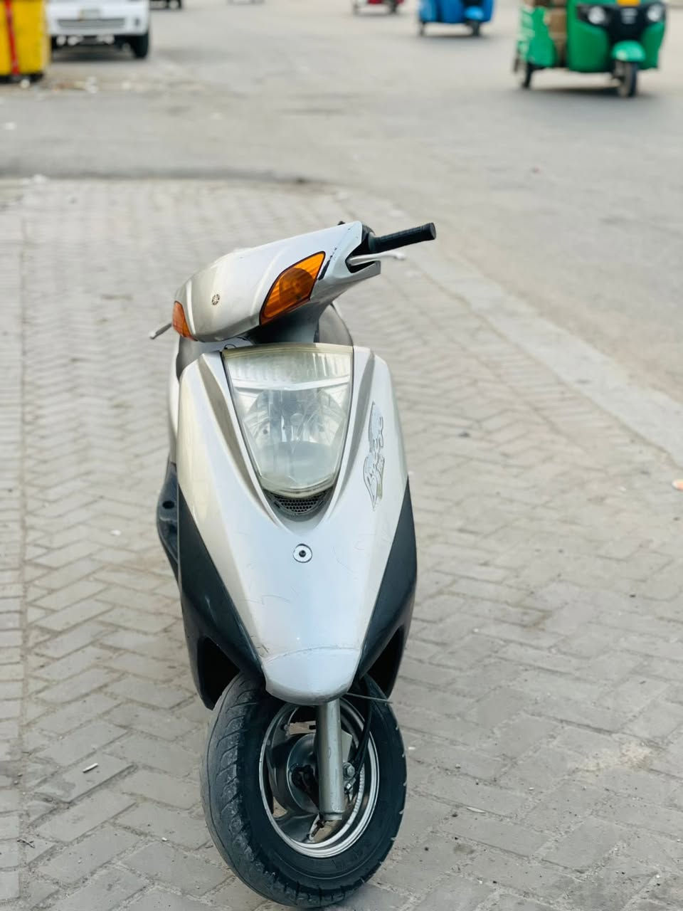 لسلام عليكم للبيع بريز ياباني دراجه كله شغاله من طول لطول مابيه نقص برغي مكينه كفاله مامفتوح بيه برغي شلعه ومعدل خير من الله دراجه جديده بمعنى الكلمه مال جناي الله شاهد سعر (٥٥٠)مكاني بغداد الجديده الأمين الثانيه رقمي 
***********
