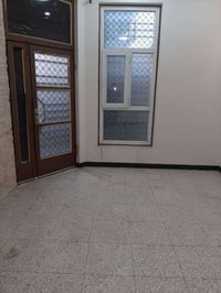 ابي غرق الحسين • ١٠٠م • دار ركن