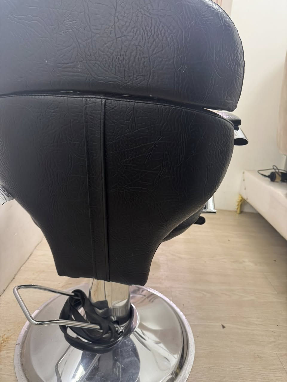 كرسي حلاقة جديد لوك الاصلي سعر90


**إذا كنت صاحب هذا الإعلان وتريد حذفه لأي سبب، رجاءا أرسل رسالة إلى الدعم الفني**