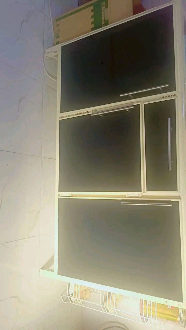 كاونتر 3 قطع سنك مرمر
طول سنك متر  وكاونتر متر ونص
سعر 300 وبي مجال


**إذا كنت صاحب هذا الإعلان وتريد حذفه لأي سبب، رجاءا أرسل رسالة إلى الدعم الفني**