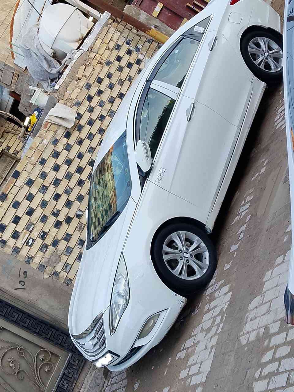 سوناتا للبيع موديل 2011 رقم جديد السياره خليج حداديه جديد دوشمه جديده تخم تاير جديد محرك دوش 2400 وكاله سنويه كله جديد لحد 2030 وكاله السياره باسم ام داور ثاني يوم او ايش وقت ما يعجبك سياره كل شي ما ناقصه كامله على اخر حبه تبريد شغال تدفئه السياره معروضه 88  .***********
