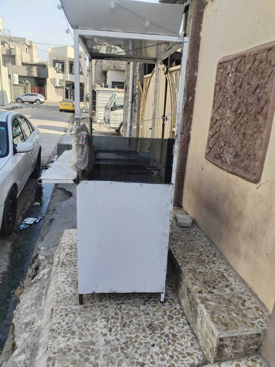 للبيع عربانه همبركر السعر ١٠٠ الف الاتصال على ***********
