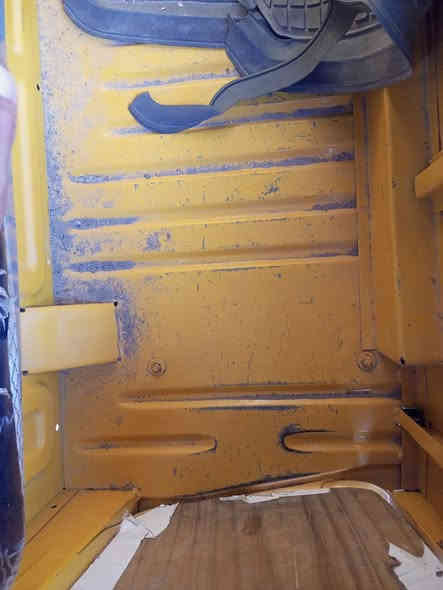 السلام عليكم شباب تكتك بياجو نضيفه كلش مكفوله من الضربه ولصبغ ومحرك مكفول بس ولفات مبدل كهربائيات كلهه تشتغل ما بيهه اي نقص موديل 20 وطالعه بل 23   ورقم وسنويه السعر 3و 600 الاتصال واتساب ***********
