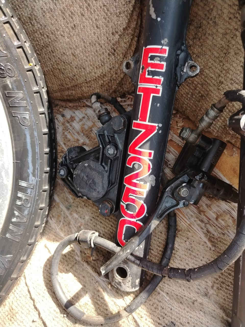 دسك كامل درجه أوله شغال لبيع توصيل موجود *********** بيه واتساب
