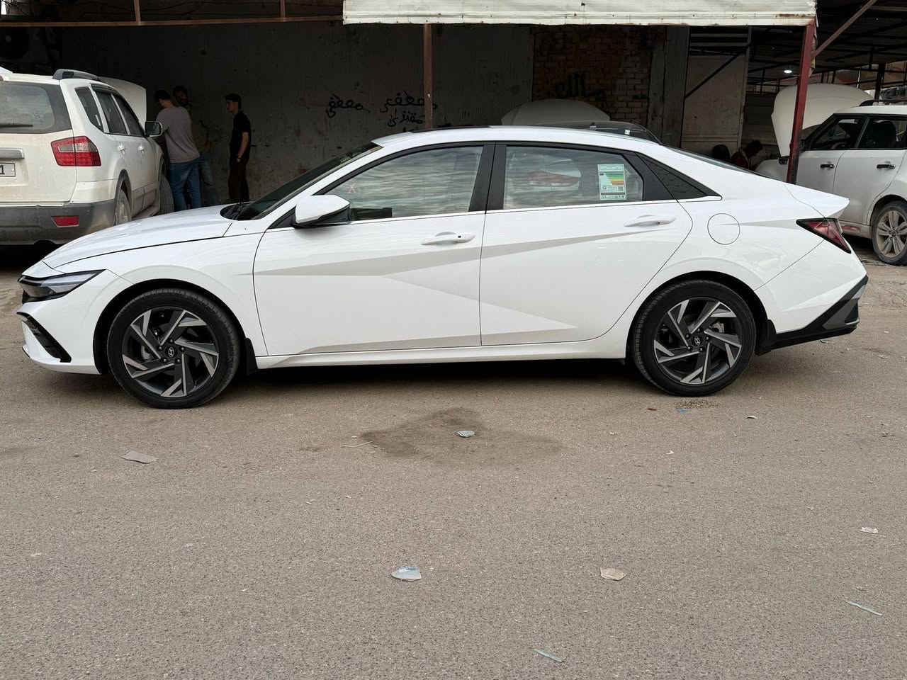 من رخصت ادامن
وين لي يدور نضيف  النتره 24 كفاله عامه رقم بغداد استقطاع مباشر  راعيه انسان طيب وكفيل بنفس لبيت
راعيه بخور زبير موضف بل نفط  سعر مناسب  وبخدمت طيبين  سياره اجاهزه من كلشي  بعده وضع شريكه ماشيه 52الف 

الاستفسار اتصال علئ رقم
***********
