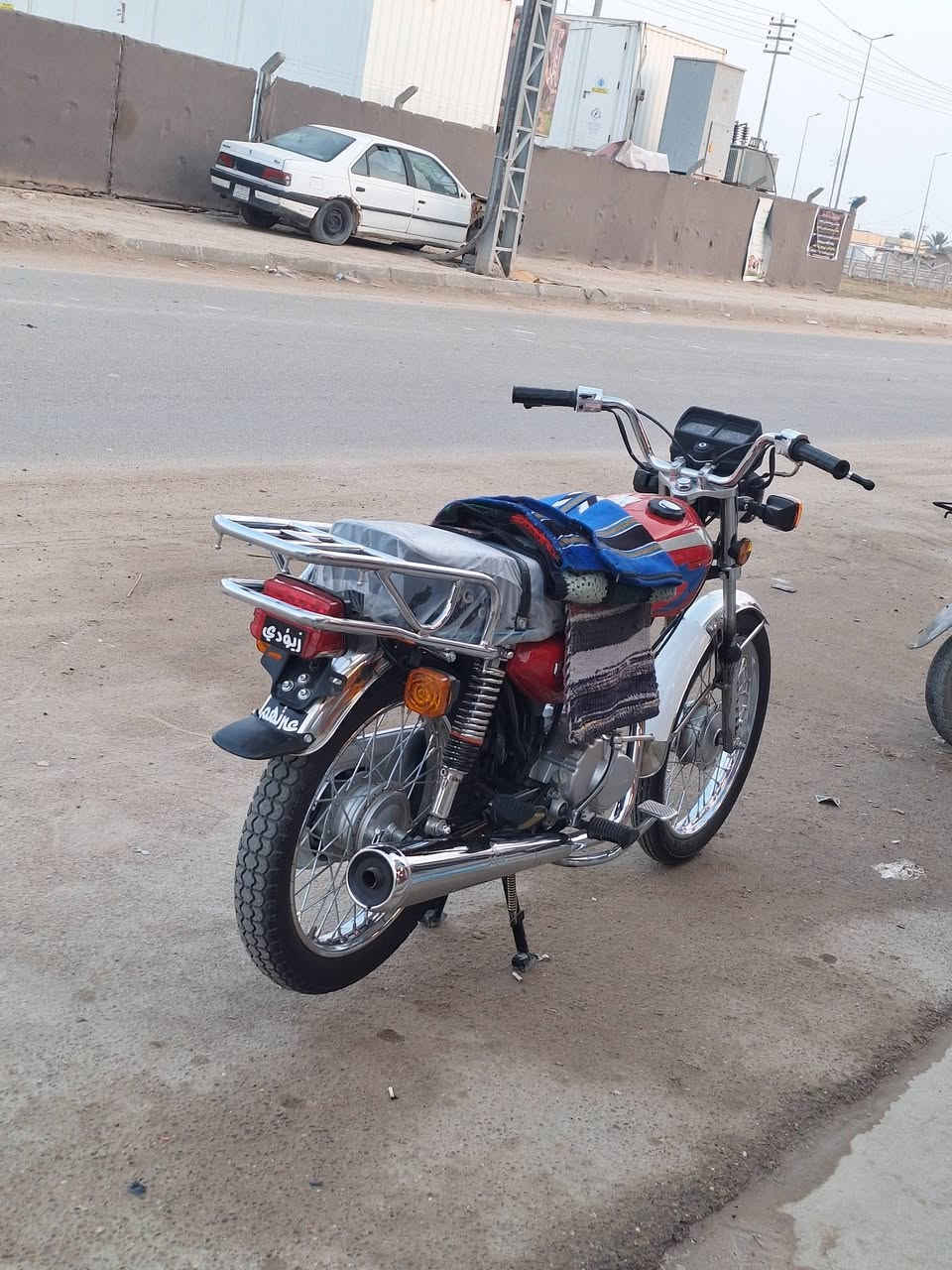 سلام عليكم حبايب دراجه للبيع 4گير موديل 2025 دراجه نضيفه اي نقص مابيهه اوراق اسكنر مكان كربلاء امن الداخلي سعر خاص ***********
