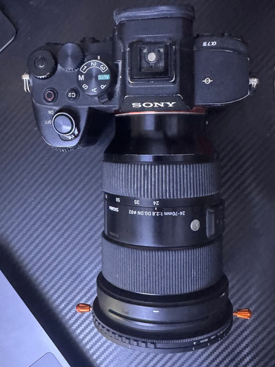 #للبيع كاميرا  الغنية عن التعريف | نضيفة جداً

Sony A7 IV Full-Frame 

مع عدسة

Sigma 24-70mm F2.8  Sony

السعر الكلي المطلوب : 3,500,000 

مكاني #بغداد 

للاتصال : ***********

لايتوفر توصيل
