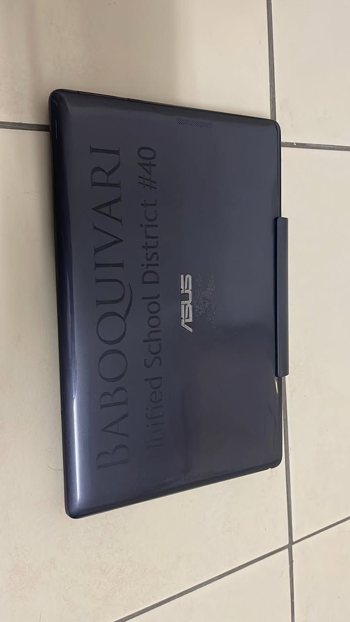 السلام عليكم بيع مستعجل  لابتوب لمس منفصل شغال وعل فحص سعر 75


**إذا كنت صاحب هذا الإعلان وتريد حذفه لأي سبب، رجاءا أرسل رسالة إلى الدعم الفني**