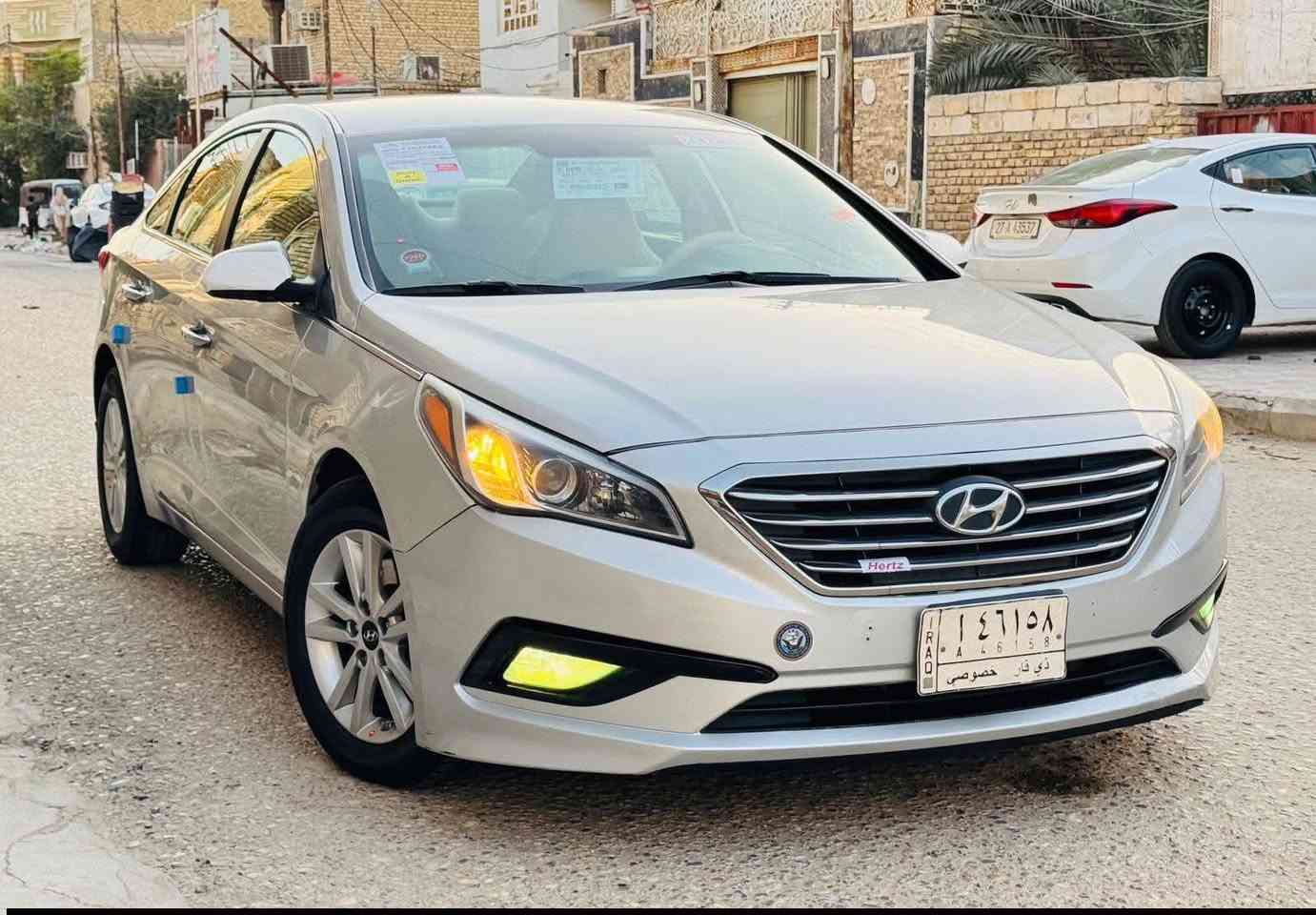 السلام عليكم سوناتا موديل 2015وارد امريكي حره تحويل مشروع وطني حادث تبديل بنيد وجاملغ اصليات نفس الون مواصفات نص فول محرك 2400 ماشيه 100 السياره جديده وجاهزه من جميع النواحي 
العنوان الناصريه حي اور
الموبايل 📱 ***********
السعر 114
