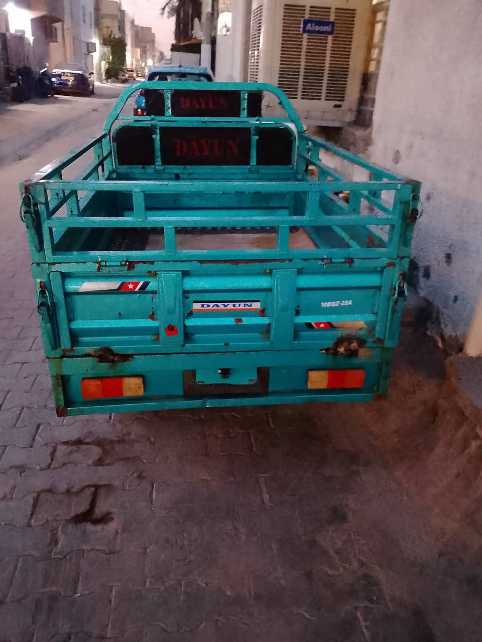 ستوته للبيع شحن جديدة بس اوراق كامله سعر 900وبيها مجال مكان بغداد 
‏‪***********‬‏
