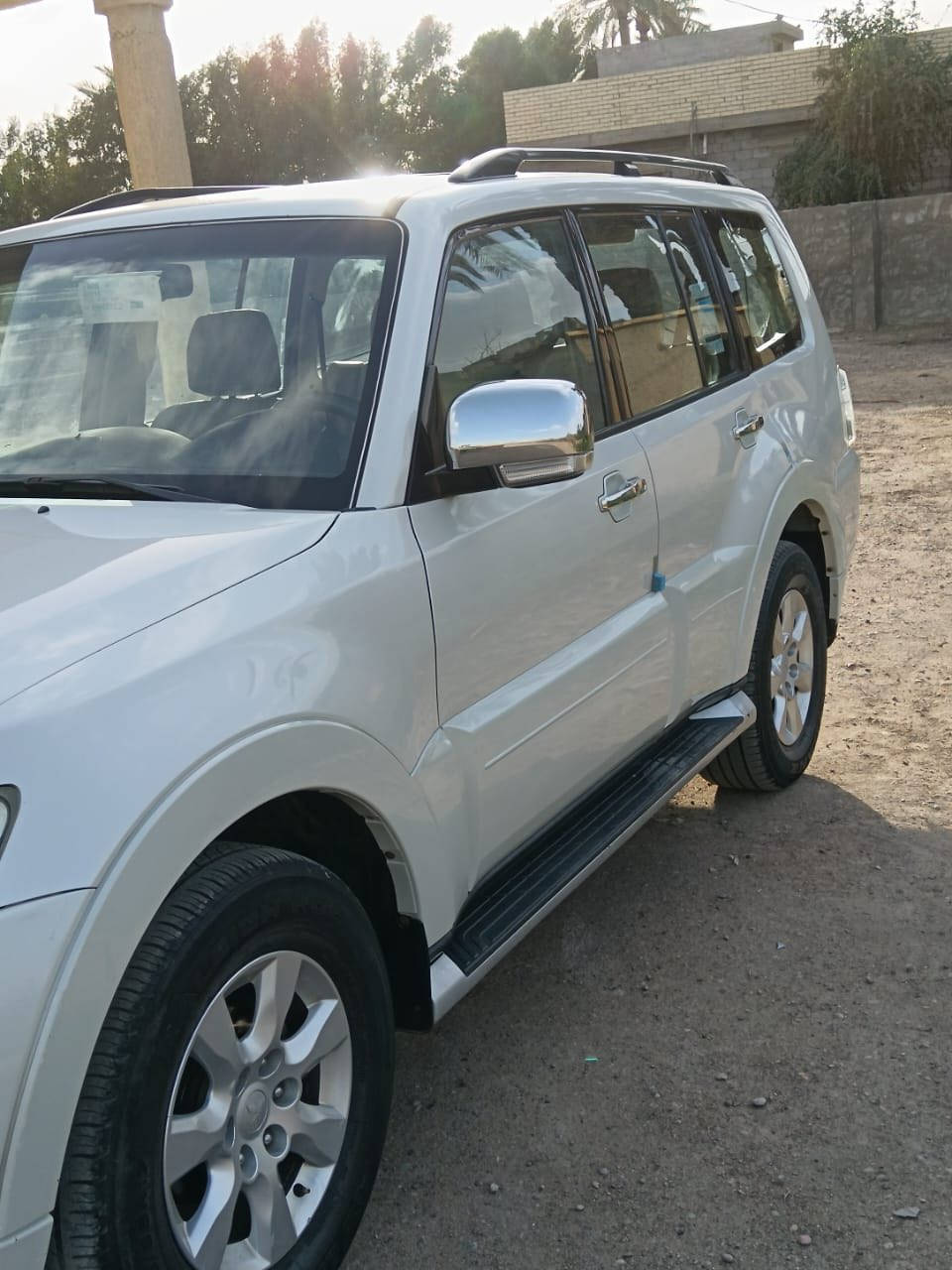 سلام عليكو باجيرو حبتور موديل ٢٠١٤ بيه بارد بل جاملق اليمن موظح بل صوره  ول باقي مكفول رقم الهاتف ***********
