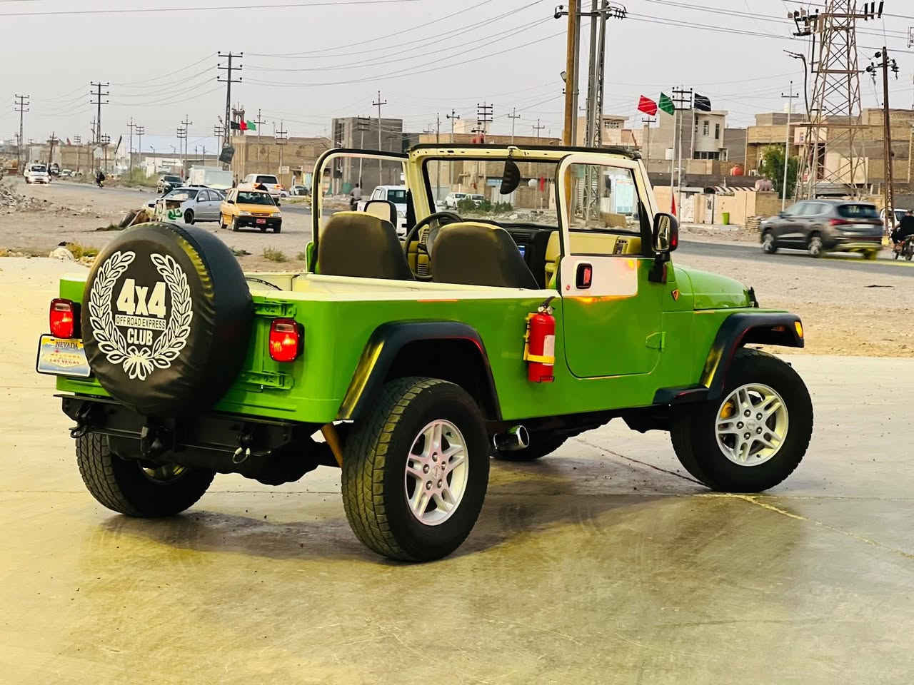 جيب 2004 مال مزاد
السياره جاهزه من كلشي متصرف الف عليهاا
كتاب وكاله بيها باقيه عل ترقيم السعر ٧٥ وبيها مجال بسيط العنوان الكوت ***********
