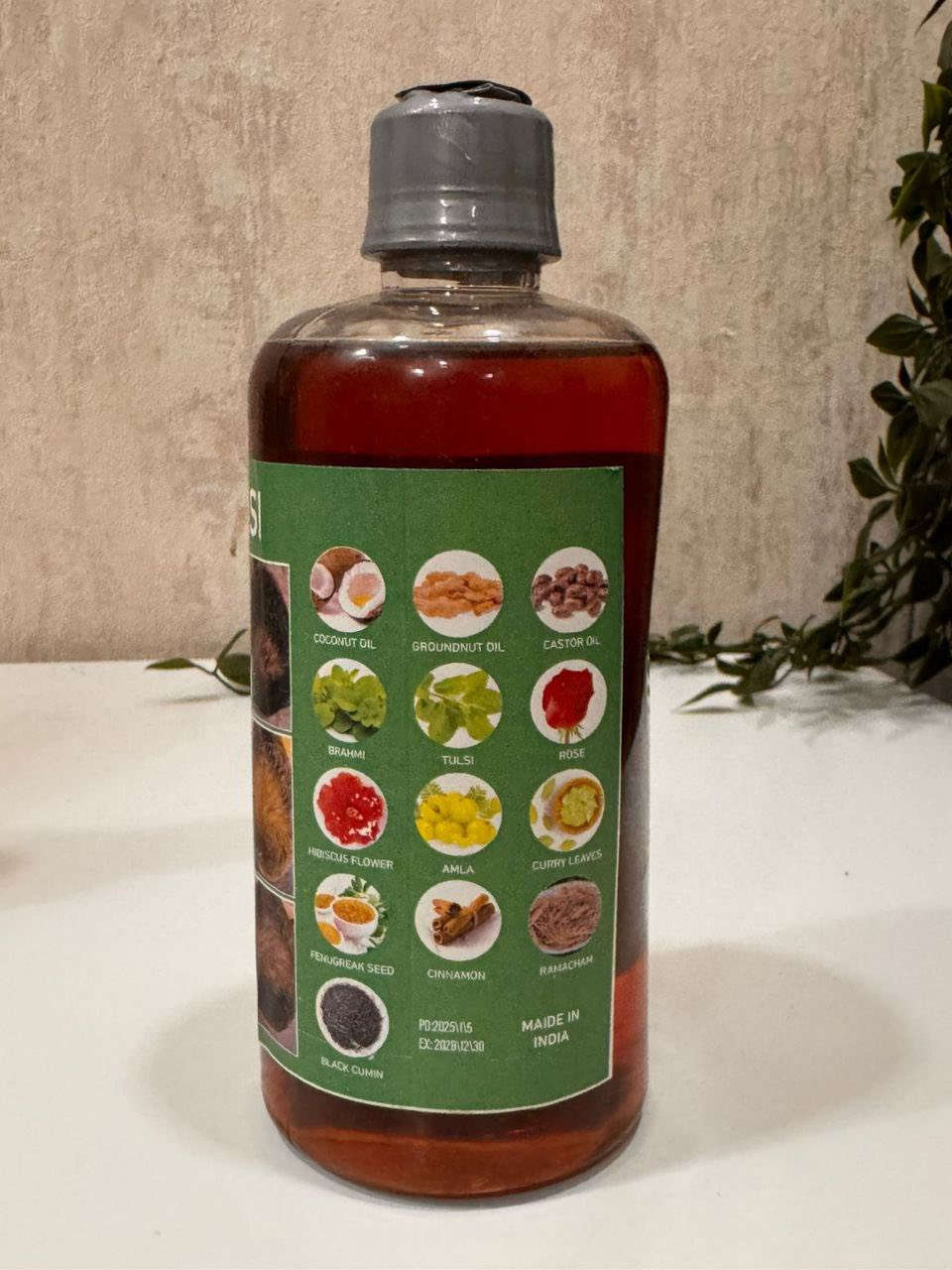 108 عشبة هندية.. يعني الحل الجذري لكل مشاكل الشعر! 🇮🇳✨
ليش زيت Adivasi مختلف عن أي زيت ثاني بالسوق؟
لأن تركيبته فريدة وتتكون من 108 عشبة طبيعية صافية! 🍃
يعني دتنطين شعرج فيتامينات ومعادن وعلاجات مكثفة بلمسة وحدة.
✅ يعالج الصلع الوراثي والتساقط الكربي.
✅ يثخن الشعرة ويمنع تكسرها.
✅ يطول الشعر بفترة قياسية.
✅ يرجع الحيوية للشعر التالف والمحروق.
دللي شعرج بخلاصة الطبيعة.. 💆‍♀️

صنع في الهند 

#توصيل_كافة_المحافظات


**إذا كنت صاحب هذا الإعلان وتريد حذفه لأي سبب، رجاءا أرسل رسالة إلى الدعم الفني**