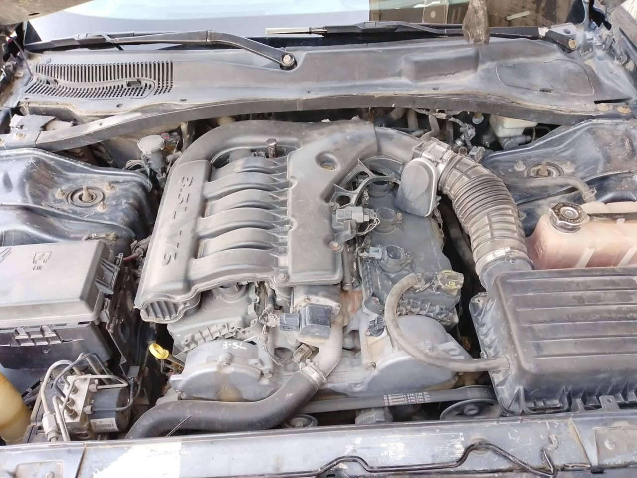 سلام عليكم ورحمة الله وبركاته جارجر 2010 أدوات متوم رقم أربيل كصه قمارة سياره حداديه نضيفه تبريد شغال سياره ممتعوبه السعر 38 وبيه مجال المكان بغداد ممتواجد على الفيس  رقم الهاتف ***********
