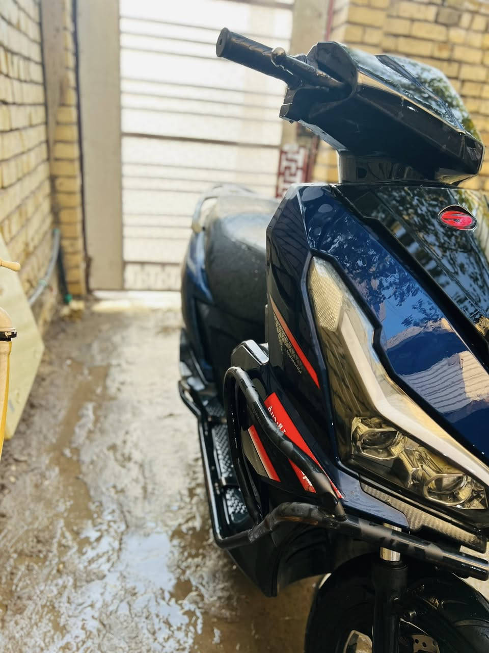 دراجه للبيع نوع الشحن دراجه خير من الله سرعتها الحقيقي 100 بيها 3 سرعات وبيها R ودراجه رزنه بشارع بيها عواج بسيط ب الستيرن ما يأثر على المشي سعرها 750 وبيها مجال الشراي🤍 الاستفسار على هذا رقم
***********
