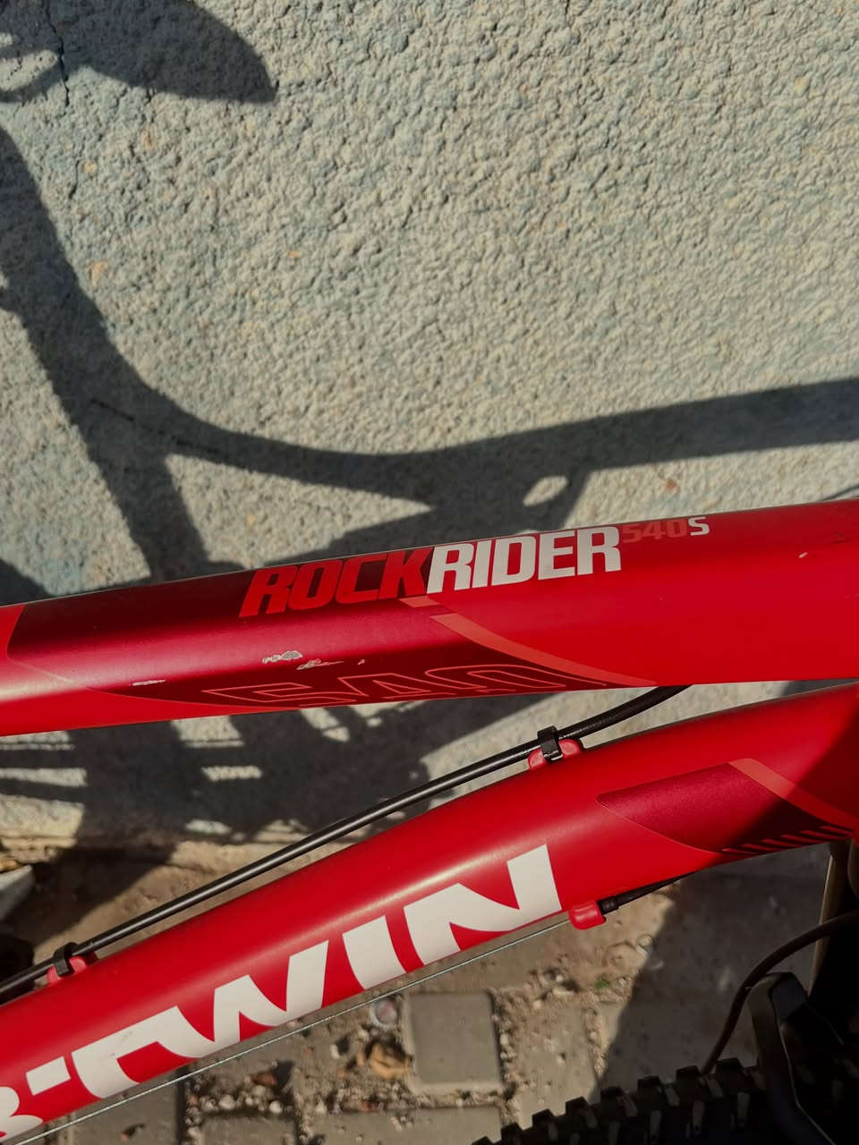 توفررر من جديد ال بيتونن
⁨ B’twin rockrider 540s
المنيوم حجم27.5XL
المواصفات:
بريكات b’twin
سستم شيمانو التوس 9x1
دبل manitou عكس
دبل خلفي sr
ويالة aerotrail evo
تايرات b’twin
للسعر والاستفسار خاص او ***********⁩
